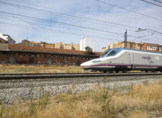 ave ferrocarril palencia