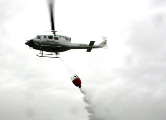 Helicóptero incendio forestal