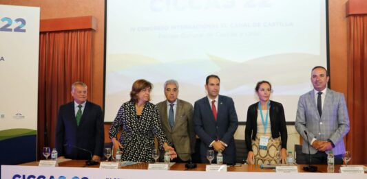 Brágimo / ICAL . (IaD) Vicepresidente de la Diputación de Burgos, Lorenzo Rodríguez; presidenta de la Diputación de Palencia, Ángeles Armisén; director general de Patrimonio Cultural, Juan Carlos Prieto; alcalde de Palencia, Mario Simón; presidenta en funciones de la CHD, Diana Martín; y el vicepresidente de la Diputación de Valladolid, Víctor Alonso, en la inauguración del IV Congreso Internacional sobre 'El Canal de Castilla. Paisaje cultural de Castilla y León'