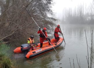 rescate rio carrion coche (1)