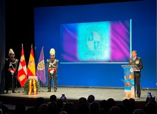 El jefe de la Policía Local de Palencia Isidoro Fernández en la festividad del Santo Ángel 2022