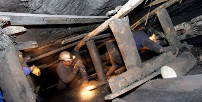 La Junta digitalizará los fondos documentales de las cuencas mineras de León y Palencia