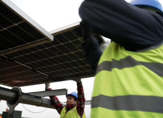 2024-01-19.- Formación de Iberdrola, instalador en fotovoltaicas Montaña Palentina