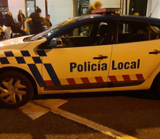 Vehículo de la Policía Local de Palencia. / Óscar Herrero