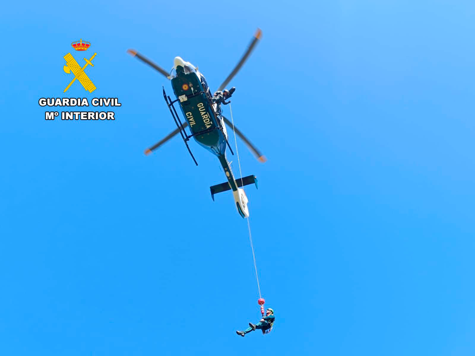 Helicóptero Guardia Civil León