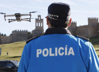 Un agente de la Policía Local de Ávila. / Ricardo Muñoz (ICAL)