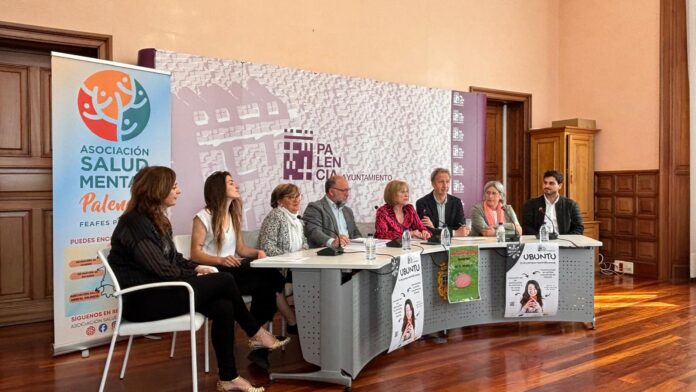 El Ayuntamiento de Palencia firma un convenio con FEAFES para el desarrollo de programas centrados en la atención de la salud mental infanto-juvenil