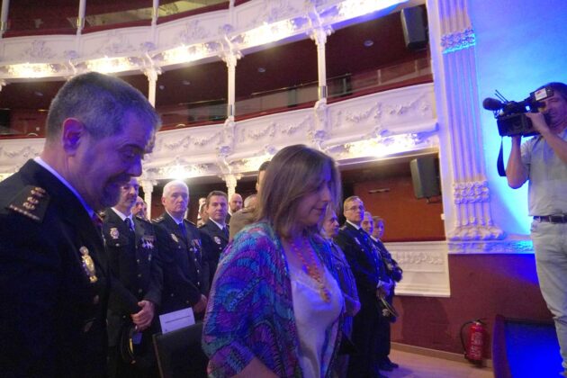 Entrega de la Medalla de Oro de la Ciudad de Palencia a la Policía Nacional