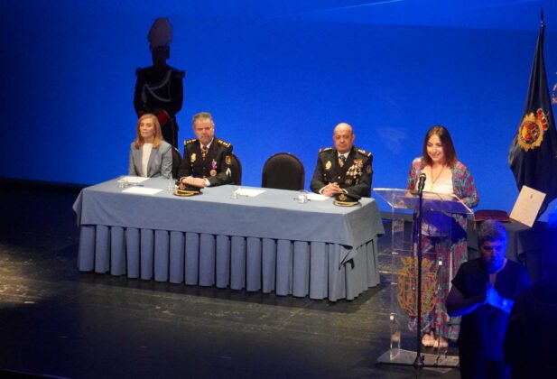 Entrega de la Medalla de Oro de la Ciudad de Palencia a la Policía Nacional