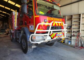 Camión de Bomberos de la Diputación de Palencia destacado en el Parque de Ampudia.