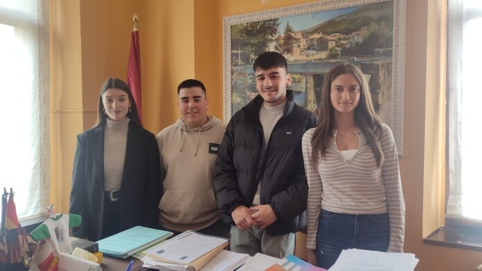 Damas y Caballeros de Barruelo de Santullán