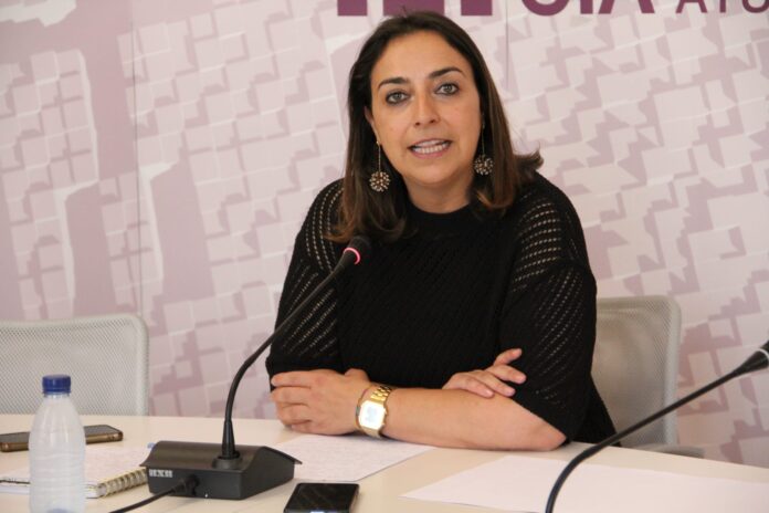 Miriam Andrés en rueda de prensa