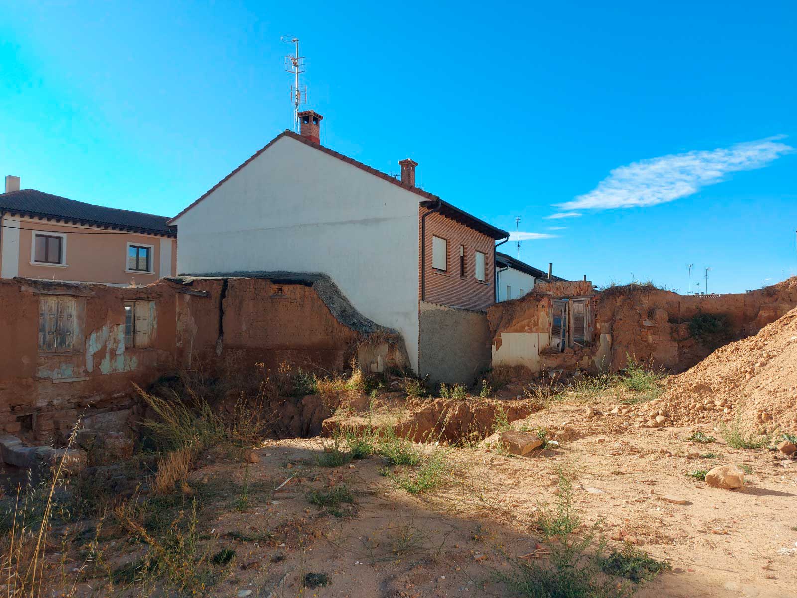 Proyecto de rehabilitación del Edificio Las Cansecas en Herrera de Pisuerga, diseñado por el arquitecto Luis Michelena