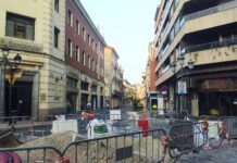 Calle Don Sancho en obras por la semipeatonalización del centro de Palencia