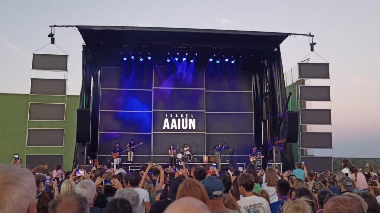 Concierto de Isabel Aaiún en Buenavista de Valdavia, el 7 de agosto de 2024. Fotos: Á. Martín