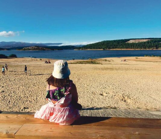 Playa del embalse de Aguilar de Campoo - Naide Nóbrega