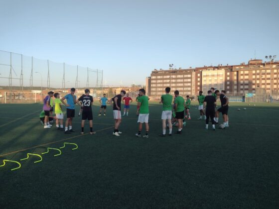 Primer entrenamiento de pretemporada del Unión Popular Palencia