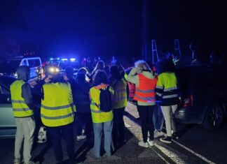 Trabajadores del CTR protestando en la madrugada del domingo