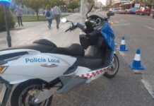 Moto de la Policía Local de Palencia. / Óscar Herrero