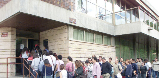 Antigua sala de estudio en la zona del Salón. / Óscar Navarro (ICAL)