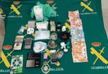 200 gramos de cocaína, 300 gramos de hachís, tres básculas de precisión y 790 euros en efectivo