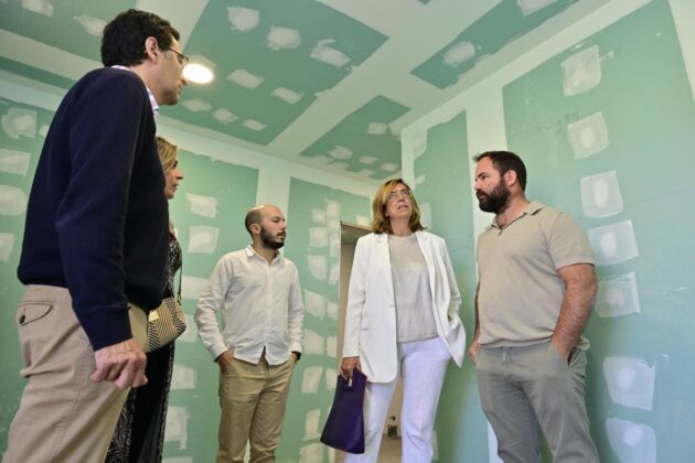 Diputación de Palencia y Ayuntamiento de Villamuriel de Cerrato, visitando las obras en el municipio palentino