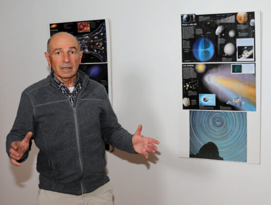 Javier Treceño en su observatorio astronómico en Marcilla de Campos