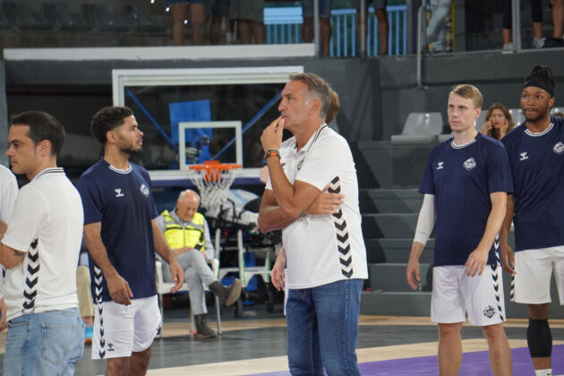 Palencia Baloncesto - Partido de Pretemporada frente a Petróleos Luanda. Sergio Lozano