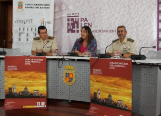 Presentación de la Jura de Bandera en el Ayuntamiento de Palencia