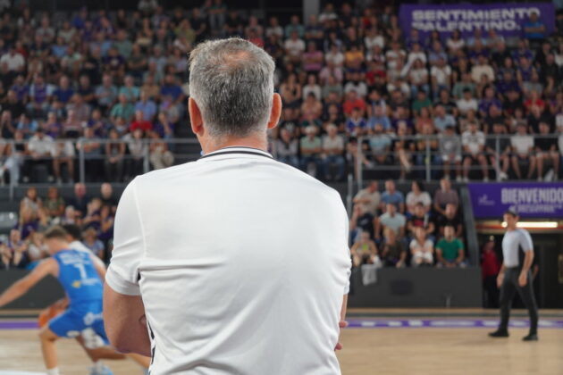 Amistoso Palencia Baloncesto-Oviedo. / Sergio Lozano