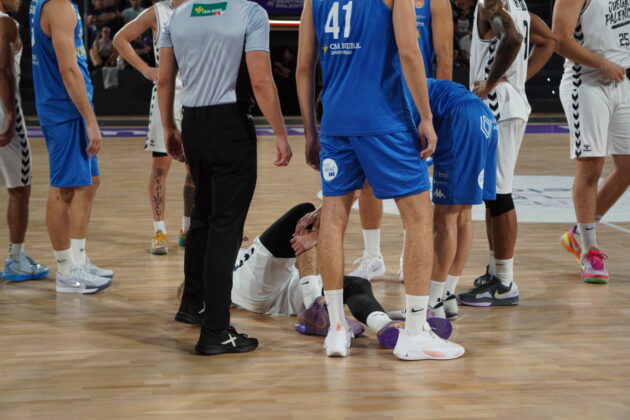 Amistoso Palencia Baloncesto-Oviedo. / Sergio Lozano