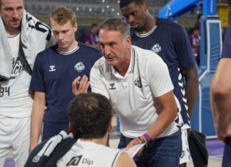 Amistoso Palencia Baloncesto-Oviedo. / Sergio Lozano