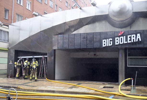 Incendio en una bolera de la calle Soria de la capital burgalesa / ICAL