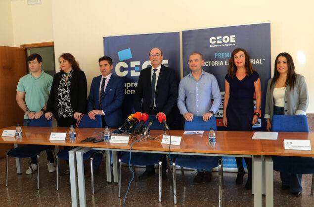 Presentación del IX Premio Trayectoria Empresarial de CEOE Palencia