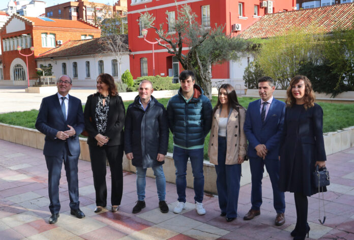 Presentación del IX Premio Trayectoria Empresarial de CEOE Palencia