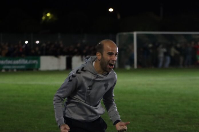 @fotografiar.diaz CD Villamuriel en el partido de Copa del Rey