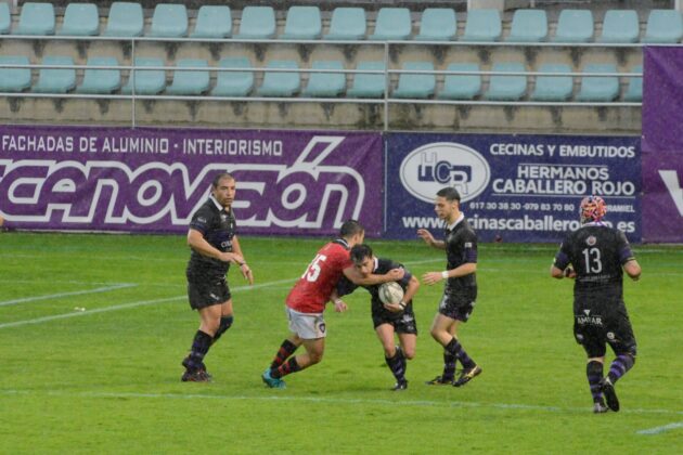 El Colina Clinic PRC arrancó la temporada con una remontada épica ante el Arroyo Lions (15-12)