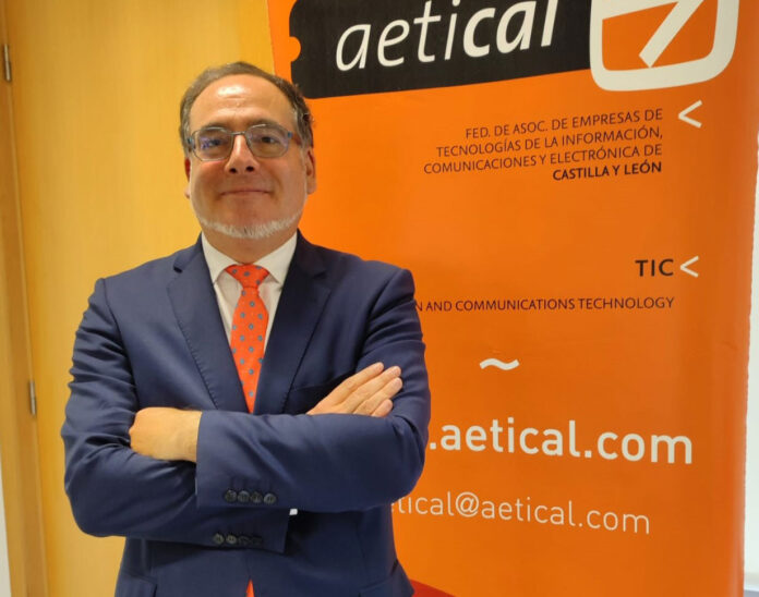 Julio César Miguel, presidente AETICAL