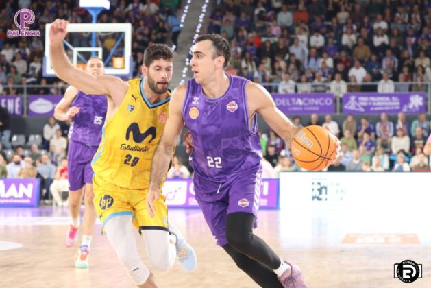 Partido entre Palencia Baloncesto y Movistar Estudiantes. Foto: Rubén Díaz.