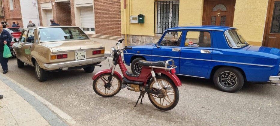 CONCENTRACIÓN DE COCHES CLÁSICOS EN CEVICO DE LA TORRE 2024