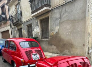 CONCENTRACIÓN DE COCHES CLÁSICOS EN CEVICO DE LA TORRE 2024