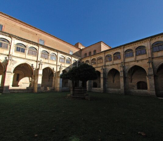 Claustro Monasterio de San Zoilo