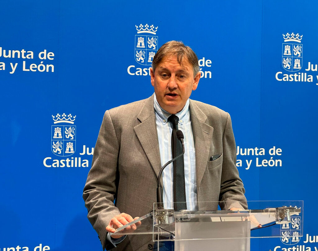 El alcalde de Brañosera, Jesús Mediavilla, y el delegado terr. de la JCyL, José A. Rubio