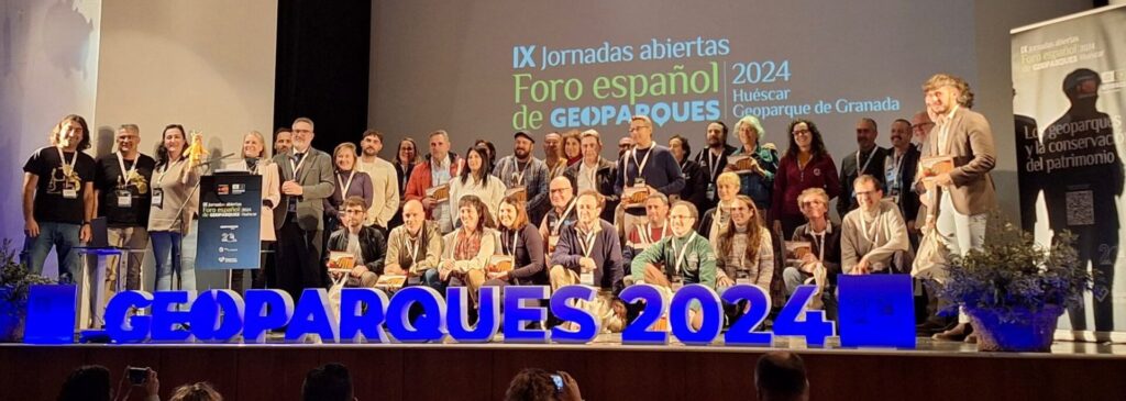 FOTO FAMILIA IX JORNADAS ABIERTAS GEOPARQUES ESPAÑOLES