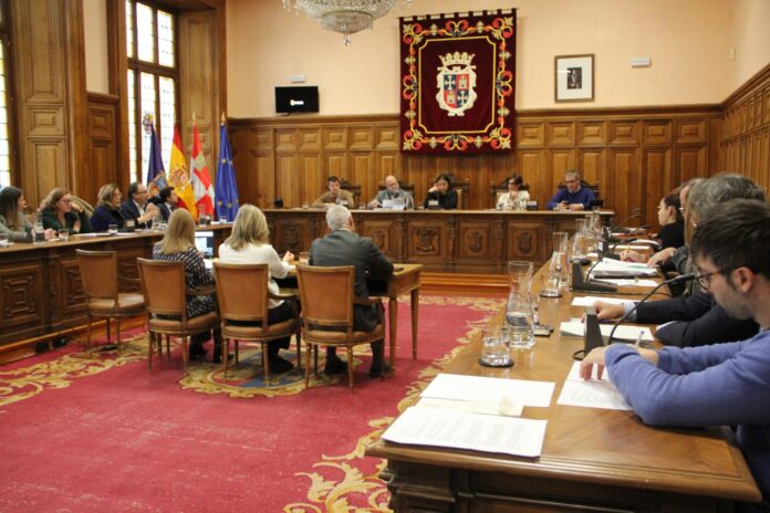 Fotografía Pleno en el Ayuntamiento Palencia