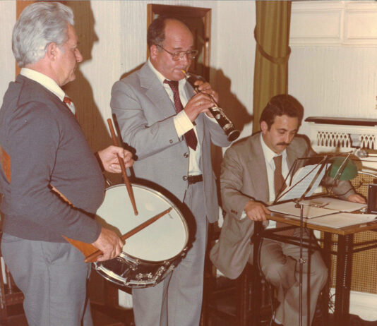 Imagen de portada del libro 'La dulzaina castellana en la fiesta palentina', de Pedro Pablo Abad, reeditado con motivo de su 80 cumpleaños