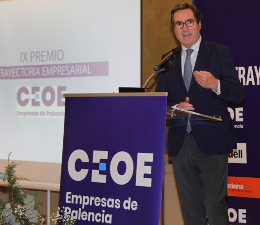 Brágimo / ICAL. IX Premio Trayectoria Empresarial de CEOE Palencia, en la imagen intervencion de Antonio Garamendi, presidente de CEOE