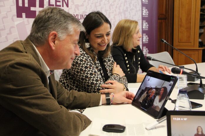 Presentación del proyecto en el Ayuntamiento de Palencia