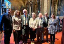 Integrantes de la delegación de Palencia en el Palacio de Luxemburgo, París