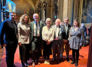 Integrantes de la delegación de Palencia en el Palacio de Luxemburgo, París